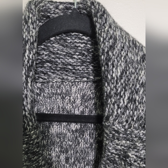 Bundle Of 2 Aritzia TNA Wool Cardigan Sweaters Size S - Picture 8 of 11